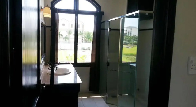 Апартаменты Comfort с 2 комнатами с балконом и с частичным видом на океан Hamilton Oceanview Villa
