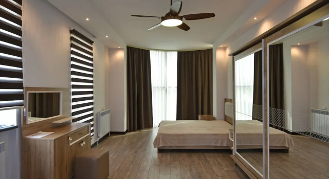 Suite Villa in Nork