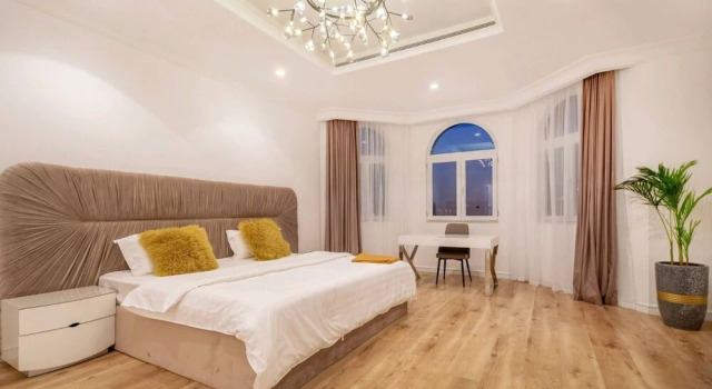 Amazing 5 Bedroom Villa With Private Pool