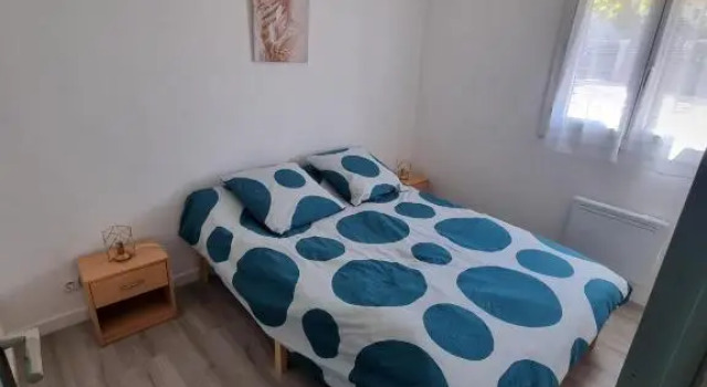 location vacances T4 bas de villa Toulon, Забронировать Вилла Отели Тулона с парковкой, рядом с Тулонский пляж, Парковка