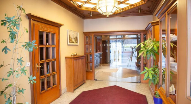 Hotel Zeller Zehnt, Забронировать Отель Эслинген-на-Неккаре Эслинген