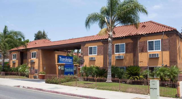 Четырёхместный номер Standard Express Inn & Suites Ontario Airport