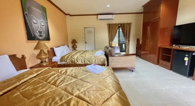 Двухместный номер Deluxe с балконом Mini Cost Apartment&Guesthouse