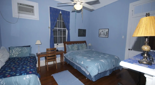Номер Standard The Burgundy Bed and Breakfast
