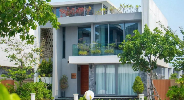 Regal Riverside Villas, Rezerwuj Hotel Hotele w Da Nang z parkingiem, Parking