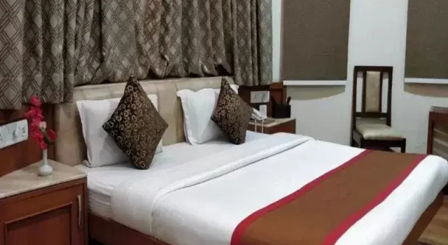 Hotel Apna Avenue