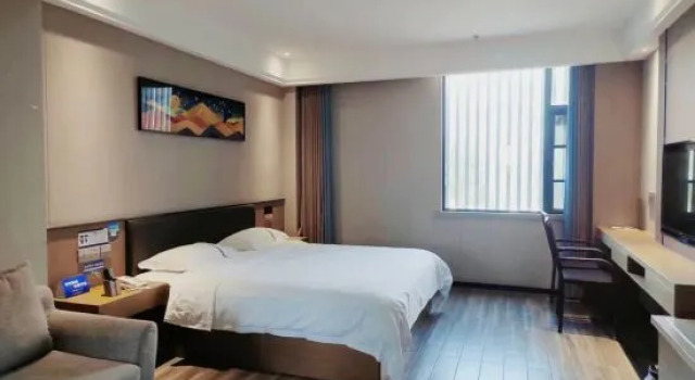 Люкс Business Leading Show Hotel (Jingzhou Fangte Branch)