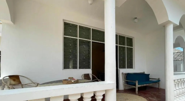 Mauwa House