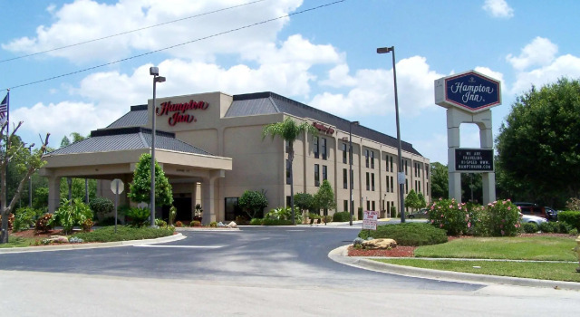 Кровать в общем номере Hampton Inn Melbourne
