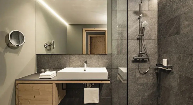 Двухместный люкс Deluxe Falkensteiner Hotel Antholz l Adults Only