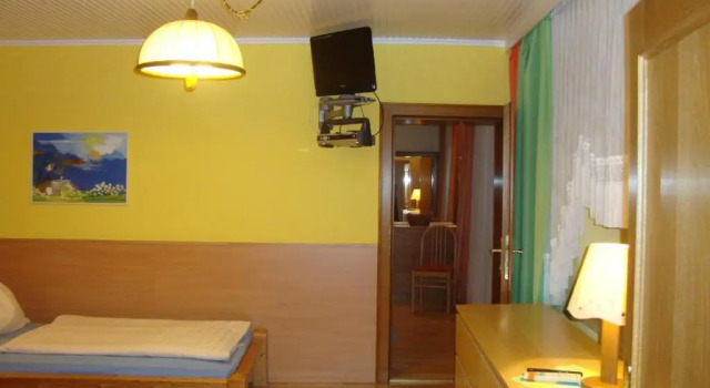 Номер Standard Pension Persch