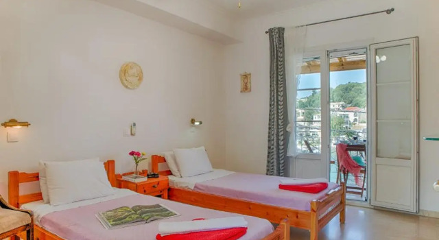 MANESSIS Apartments Kassiopi Bay Corfu