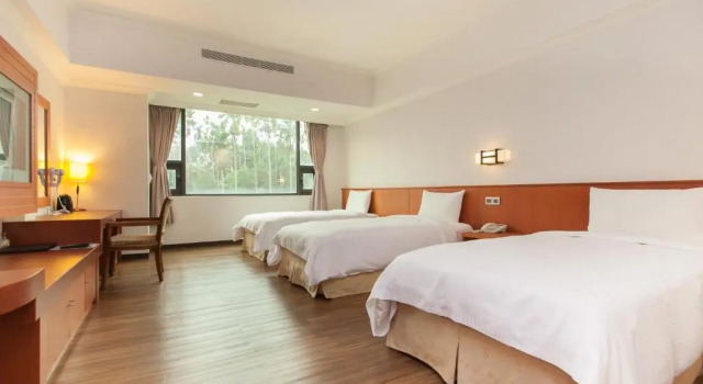 Трёхместный номер Standard Hub Hotel Chiayi