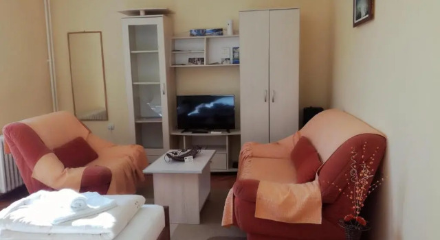 Апартаменты Dora Apartment