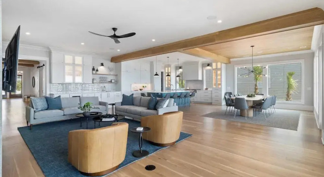 712 Ocean Blvd by Avantstay New Construction w/ Pool, Game Zone, Private Beach Access, and Oceanfront Views
