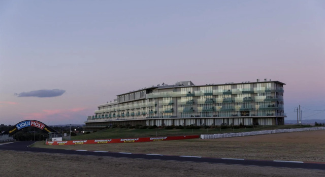 Rydges Mount Panorama Bathurst, Забронировать Апарт-отель Батерст Central West NSW, рядом с Boundary Road Reserve