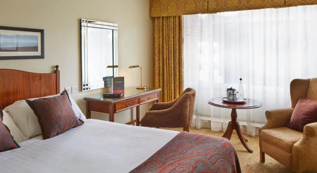 Одноместный номер Standard Macdonald Berystede Hotel & Spa