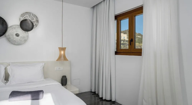 Люкс с балконом и с видом на море Leon Luxury Suites
