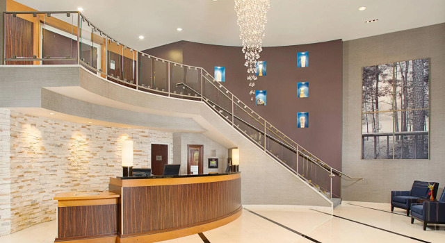 Courtyard Montvale, 예약 호텔 몬트베일 Bergen County