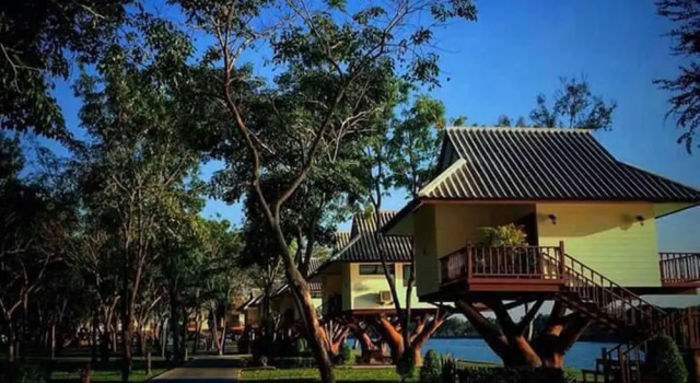 Коттедж Bungchawak Resort