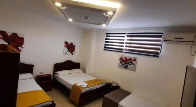 Семейный номер Standard Hostal Perla Real Inn