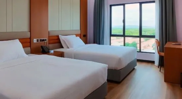 Номер Deluxe Hotel Kapalai Semporna