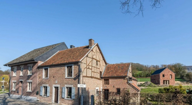 A Pleasant Village Cottage