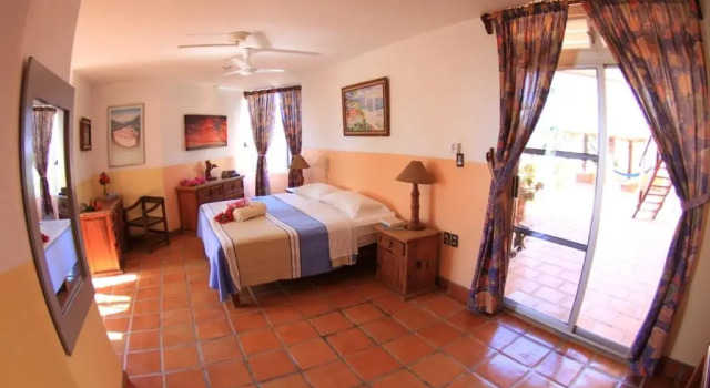 Hotel Villa Tropical, Prenota Hotel Caleta de Campos Michoacan