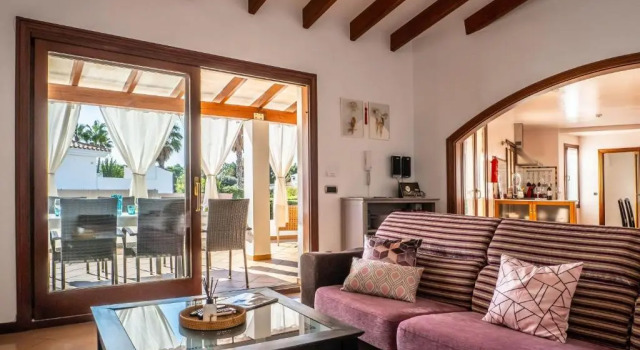 Villa with 4 bedrooms in Ciutadella de Menorca with private pool enclosed garden and WiFi 300 m from the beach, Boek Villa Villa's in Menorca, Villa