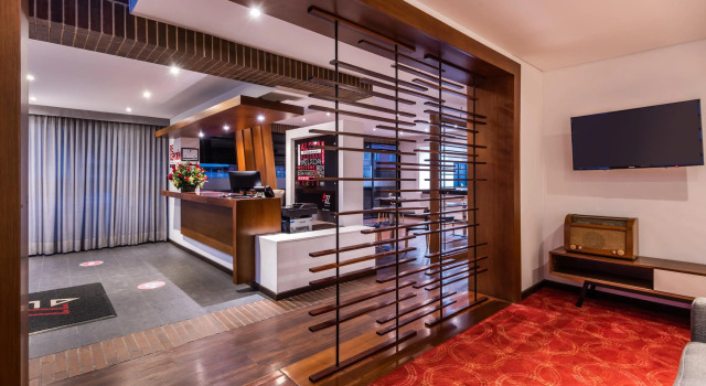 AZ Hotel