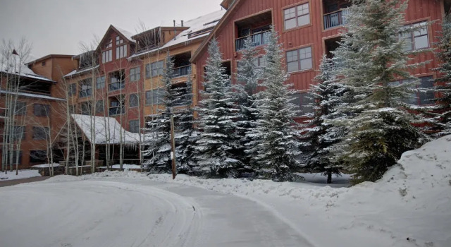 Springs 8818 by Summitcove Vacation Lodging, Забронировать Апартаменты/квартира Отели Кистон с бассейном, Бассейн