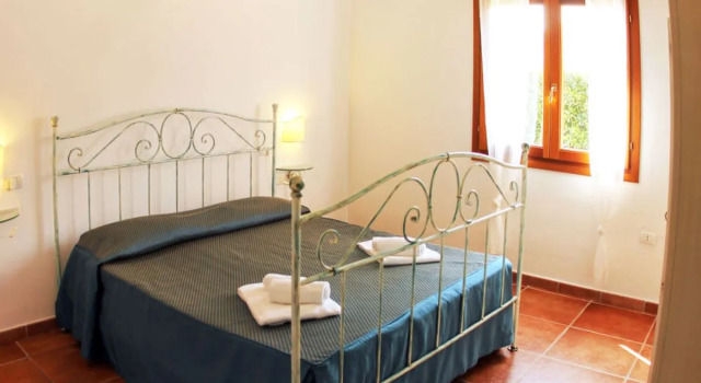 Residence Bouganvillage, Book Hotel Tanaunella Sardinia South, near Porto Ainu Beach