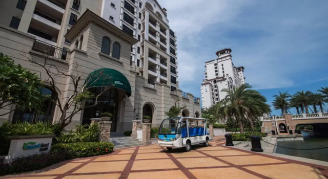 Shuangyue Bay Wehouse Hotel (Huidong Flagship)