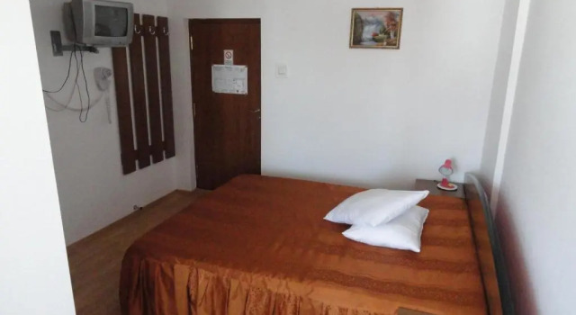 Pensiune Restaurant Avangarde, Rezervovat Hotel Piteşti 