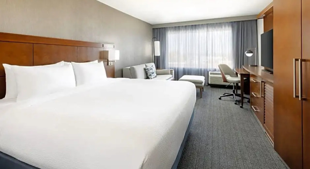 Двухместный номер Standard с видом на город Courtyard by Marriott Los Angeles Woodland Hills
