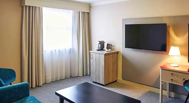 Люкс с красивым видом из окна Mercure Haydock Hotel