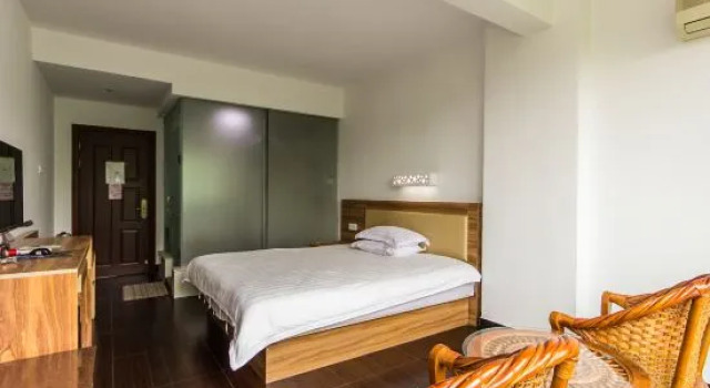 Wuyishan Xuecheng Hotel