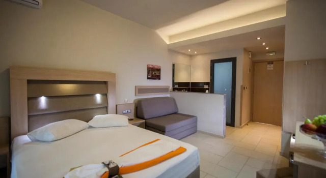 Студия Deluxe Amalia Center