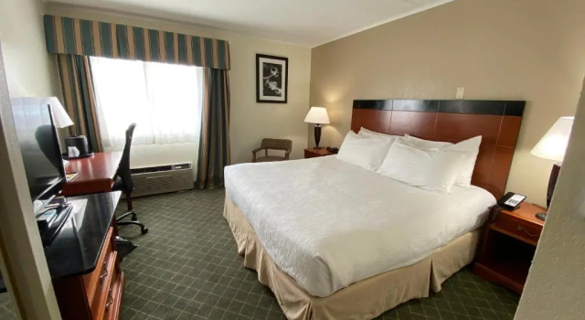 Номер Standard Best Western Plus Augusta Civic Center Inn