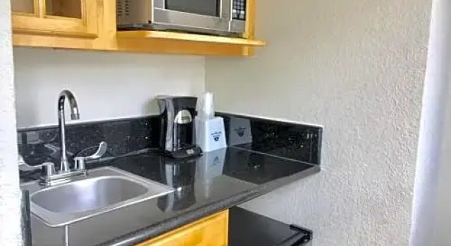 Четырёхместный номер Standard Americas Best Value Inn & Suites - SoMa