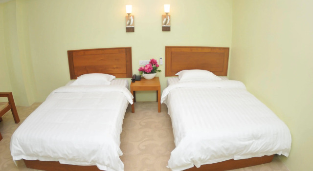 Shwe Phyu Hotel, Rezervovat Hotel Mandalay Myanmar