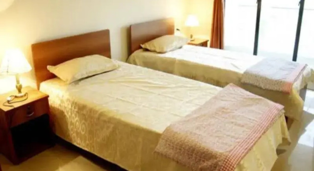 Casa Melhor: 4BHK at Siolim, Rezervovat Hotel Hotely v Mapusa s bazénem, Bazén