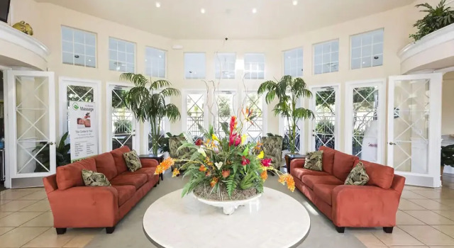 8017 Windsor Palms Resort, Buchen Sie Resort Hotels in Four Corners mit Pool, Schwimmbad