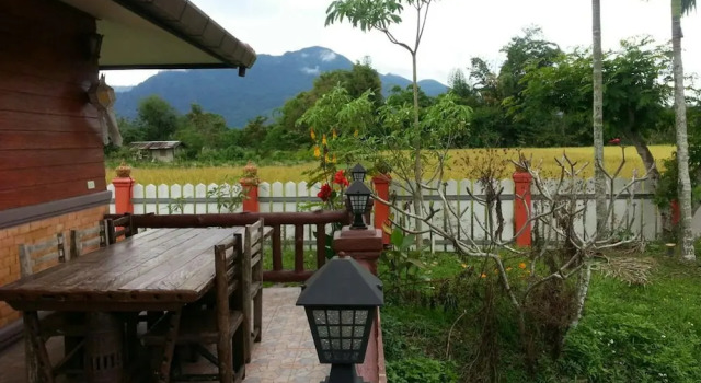 Номер Standard с балконом и с видом на горы Doi Tung View Resort