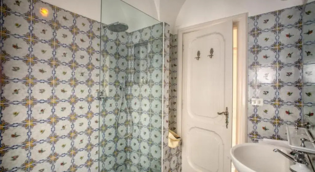 Двухместный номер Standard с балконом и с частичным видом на море Villa Silia