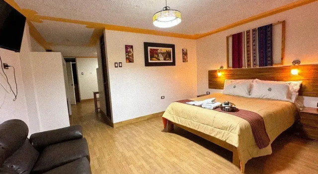 Четырёхместный семейный номер Standard c 1 комнатой Tambo Lodge Canta