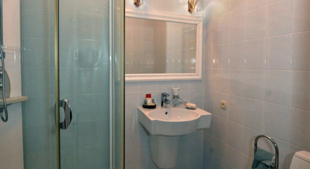 Двухместный номер Standard с балконом Queen Valery Hotel