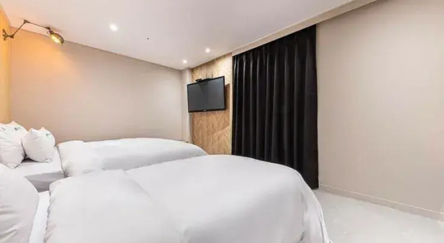 Dongtan Luna, Book Hotel Hoteller i Dongtan med parkering, Parkering
