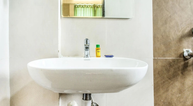 Номер Deluxe FabHotel Ajay Inn Viman Nagar