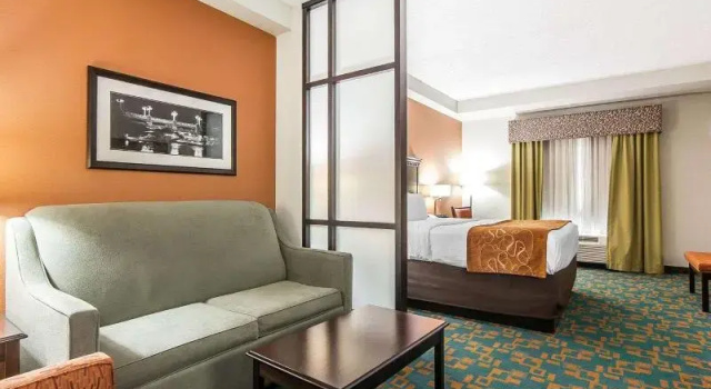 Номер Standard Comfort Suites Knoxville West - Farragut